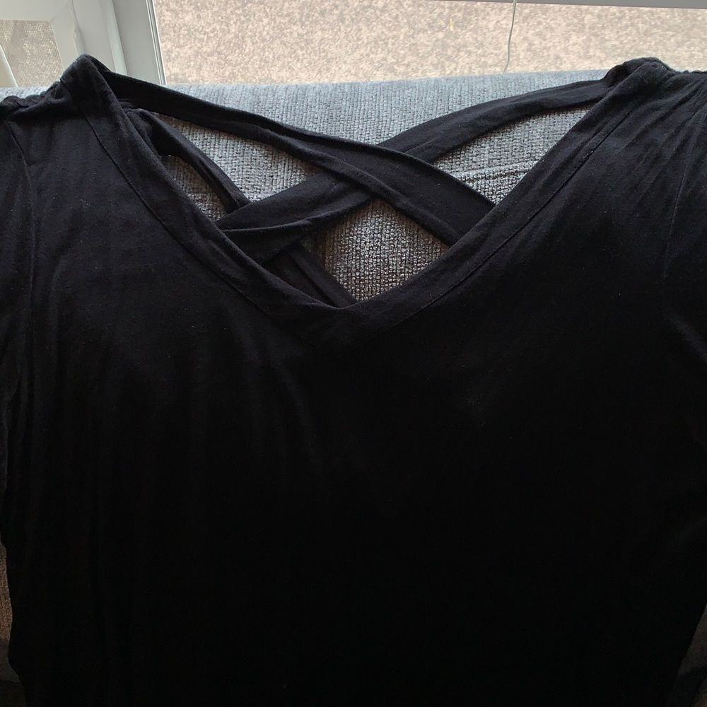 Rhonda Shear Elegant Black Apparel